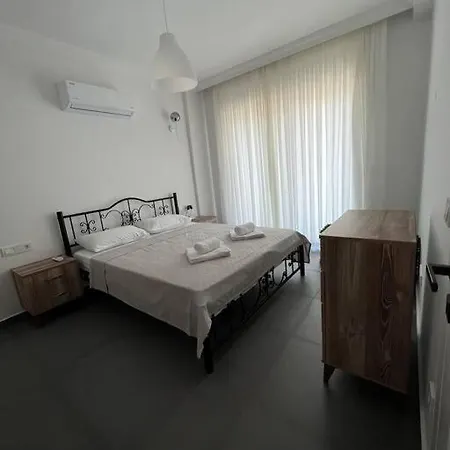 فندق Goecekte 4+1 Havuzlu Lueks Villa, Goecek فتحية